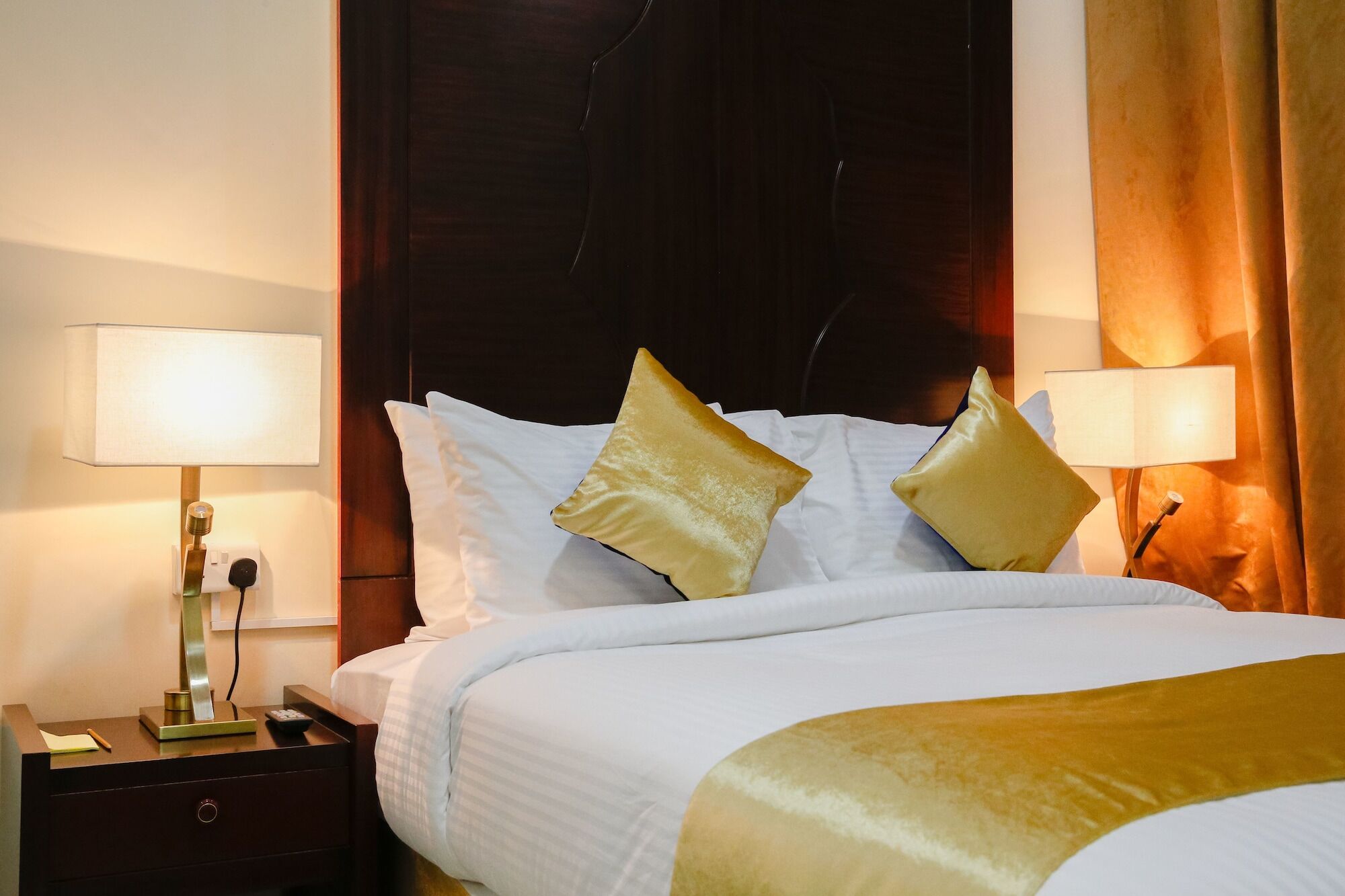 Sh Hotel Ras al-Khaimah Bagian luar foto